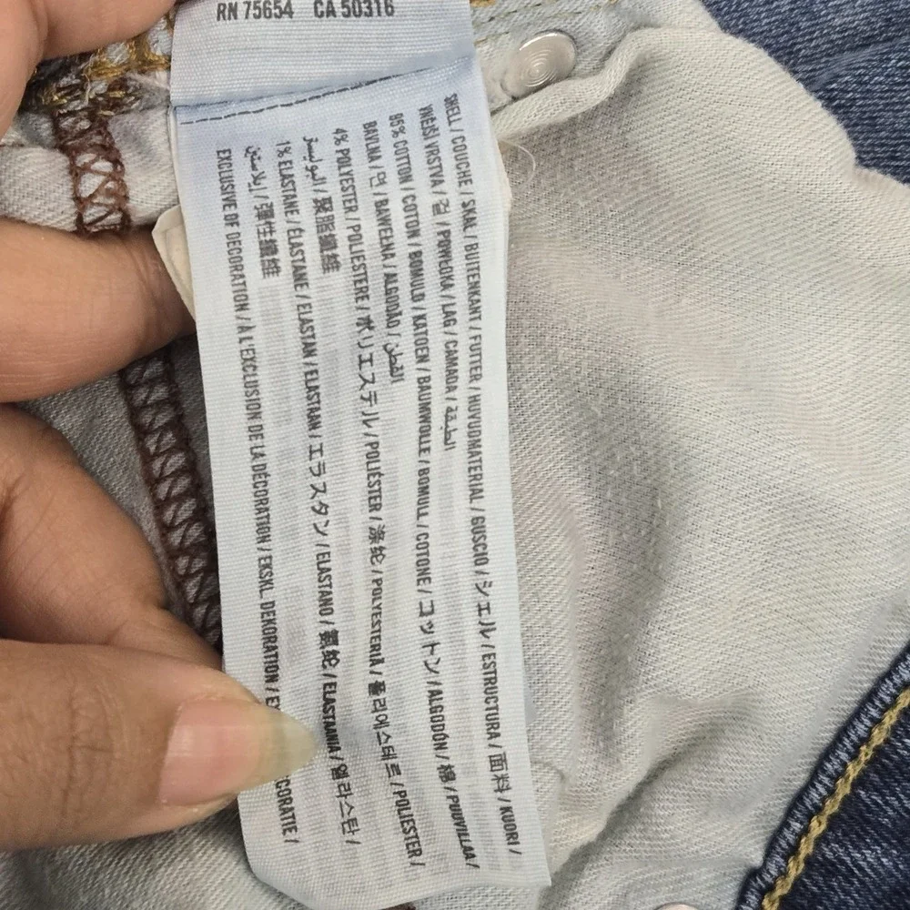 Hollister *** scuffs